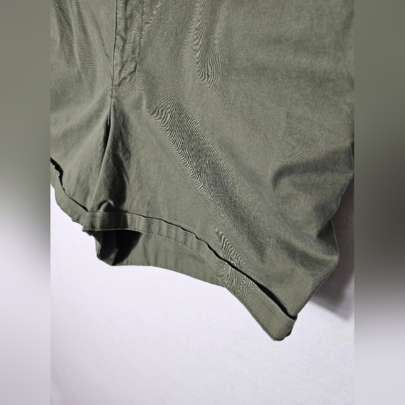 Old Navy OG Chino Shorts Women's Plus Size XXL NWT - Picture 2 of 10